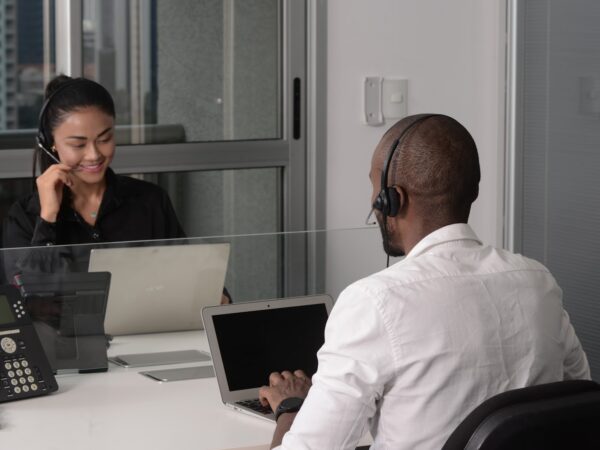 Por que o headset profissional deve ser tratado como uma ferramenta de trabalho?